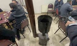 Kıraathaneden eve sızdığı iddia edilen dumandan zehirlenen anne ve 2 çocuğu hastanelik oldu