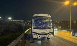 Kocaeli'de servis minibüsü tıra çarptı: 6 yaralı