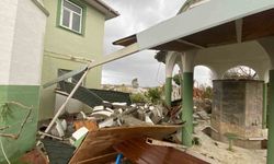 Manavgat'ta hortum üç mahalleyi harabeye çevirdi