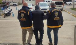Manisa'da 7 ayrı suçtan aranan firari kıskıvrak yakalandı