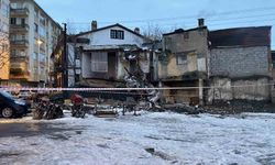 Metruk bina çöktü, mahallede panik yaşandı