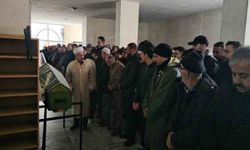 Pompalı tüfekle öldürülen genç toprağa verildi