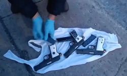 Samsun'da şüpheli araçtan 3 adet ruhsatsız tabanca ele geçirildi