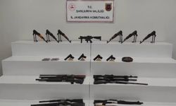 Şanlıurfa'da çok sayıda silah ve mühimmat ele geçirildi: 7 gözaltı