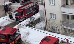 Sivas'ta çatıda çıkan yangın paniğe neden oldu