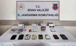 Sivas'ta eş zamanlı uyuşturucu operasyonu: 5 tutuklama