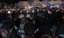 Vali Aydoğdu'dan yılbaşı gecesi emniyet güçlerine moral ziyareti