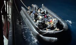 İzmir'de 33 düzensiz göçmen kurtarıldı