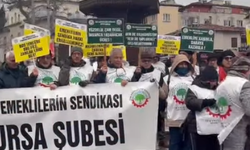 Bursa’da emekliler Fomara Meydanı’nda!