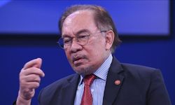 Malezya Başbakanı Enver, Türkiye'nin savunma sanayisindeki gücüne dikkati çekti