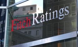 Fitch Ratings, Türkiye'nin kredi notunu "pozitif"e çevirdi