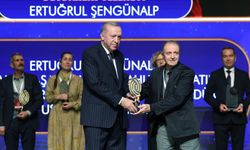 Cumhurbaşkanından ödül alan Bursalı usta, ipeğin peşinde 53 yıldır aynı tezgahta koşuyor