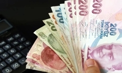 Öğretmen ve vaizlerin yeni yılda alacakları maaş tartışma konusu oldu