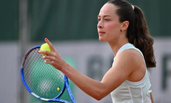 Zeynep Sönmez'den bir ilk