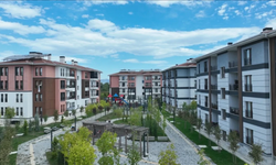 TCMB: Konut fiyatları enflasyona karşı eridi, kiralarda artış sürüyor