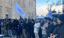 Bursa Ulucami önünde Filistin’e destek eylemi