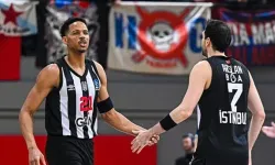 Beşiktaş'tan, Panionios taraftarlarının açtığı pankarta tepki