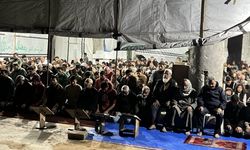 Gazze’deki Büyük Ömer Camii'nde teravih namazı kılındı