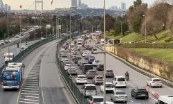 İstanbul'da trafik durma noktasına geldi: Yoğunluk yüzde 85'e ulaştı