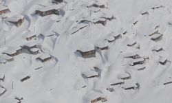 Rize'de şaşırtan görüntü! Evler kayboldu