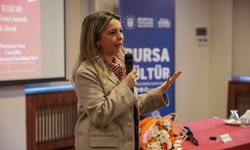 Bursa'da sanat ve düşüncenin ışığında sevgi konuşuldu