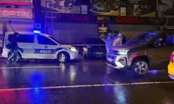 Yangın ihbarına giden ekipler 2 kişinin cesetlerini buldu