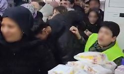 Bursa'da ndirimi duyan erkekler de koştu