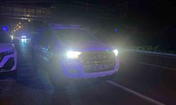 Alanya'da kayalıklardan düşen şahsı, itfaiye ve AFAD ekibi kurtardı