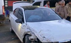 Batman'da minibüs ile otomobil çarpıştı: 1 yaralı