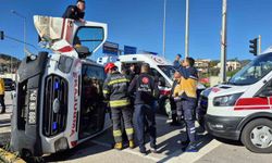 Bodrum'da ambulans devrildi: 4 yaralı