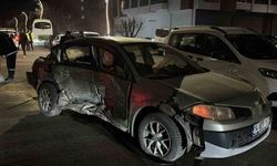 Bolu'da ciple otomobil çarpıştı: Araçlar ağır hasar aldı