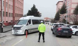 Burdur'da okul çevreleri ve servis araçlarına yönelik denetim