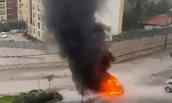 Bursa'da yanan araç art arda patladı, mahalleli panik yaşadı
