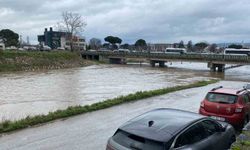 Çanakkale'de Kocabaş Çayı yoğuş yağış nedeniyle taştı