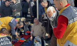 Çanakkale'de özel halk otobüsü yayaya çarptı: 8 yaralı