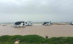 Ezine'de karavanlar su altında kaldı