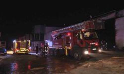 Karaman'da dorse üretim fabrikasında yangın paniği