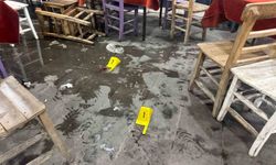 Kıraathanede bıçaklı saldırıya uğrayan amca ve yeğeni yaralandı