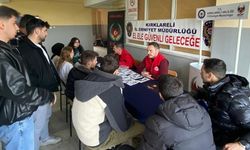 Kırklareli'nde üniversite öğrencilerine terörle mücadele bilgilendirmesi