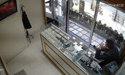Kuyumcu soygunu güvenlik kamerasında