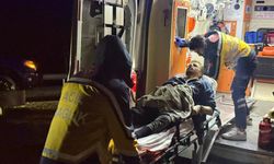 Önce refüje ardından bariyerlere çarptı: 2 yaralı