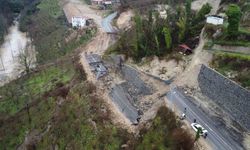 Ordu-İç Anadolu bağlantı yolundaki heyelan havadan görüntülendi