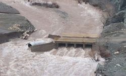 Sağanak yağış hayatı olumsuz etkiledi