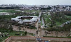 Tunca Nehri taştı, Kırkpınar güreşlerinin yapıldığı Er Meydanı sular altında kaldı