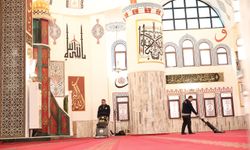 Osmangazi'de camiler Ramazan’a özenle hazırlandı