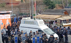 Köprülerin satışına karşı yürüyüş: CHP'liler polis ablukasına rağmen toplandı