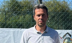 Bursa'da halı sahada geçirdiği kalp krizi can aldı: Hakan Erken hayatını kaybetti