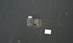 Bursa'da Ulubat Gölü taştı, felaket havadan görüntülendi