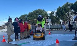 Bursa İl Jandarma'dan miniklere trafik eğitimi