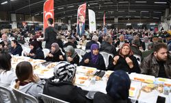 Osmangazi’de Ramazan coşkusu meydanlara taşıyor